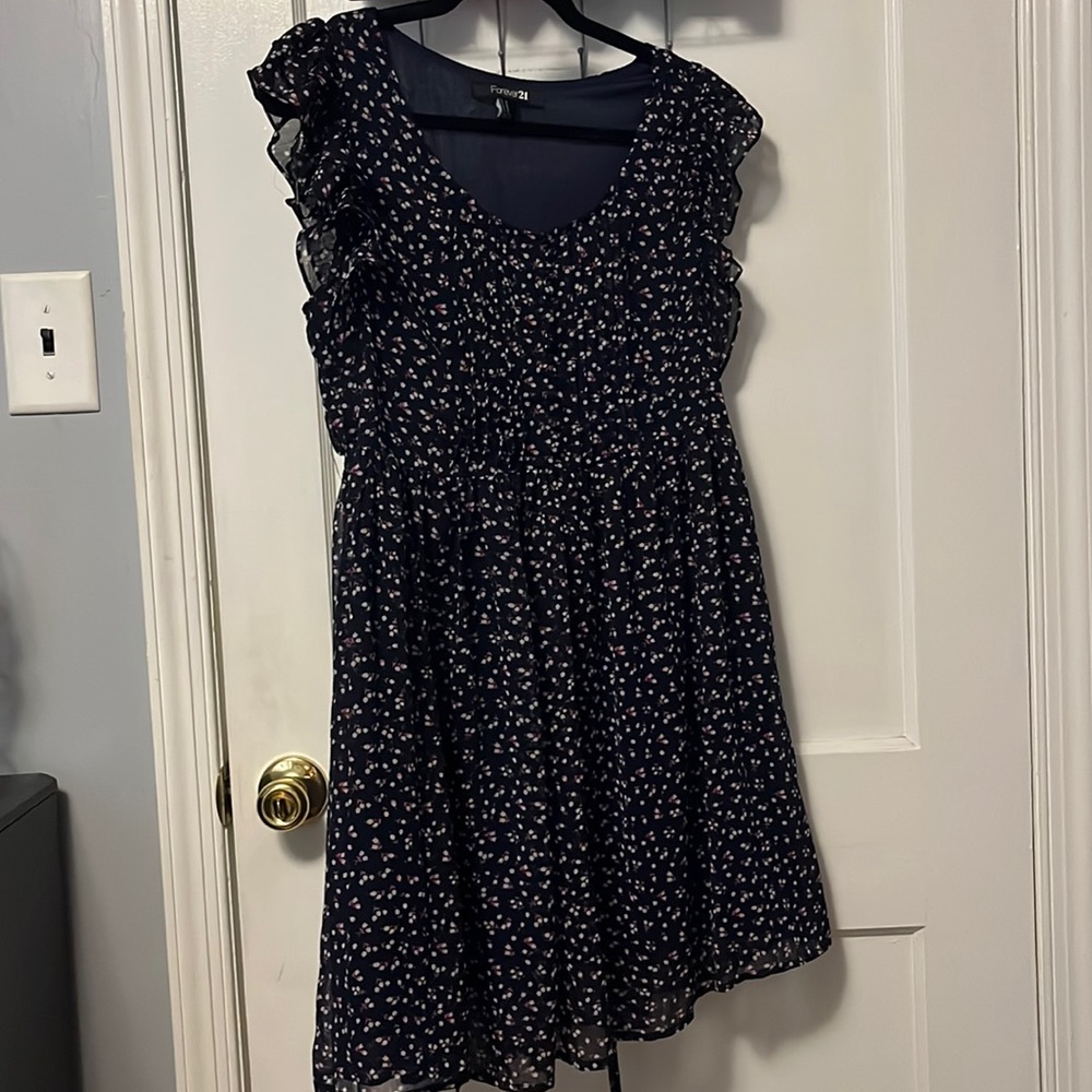 Forever 21 dress. Size medium. Never worn
